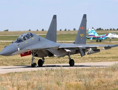 Πετώντας με τα Su-30MK της Αεροπορίας του Βιετνάμ